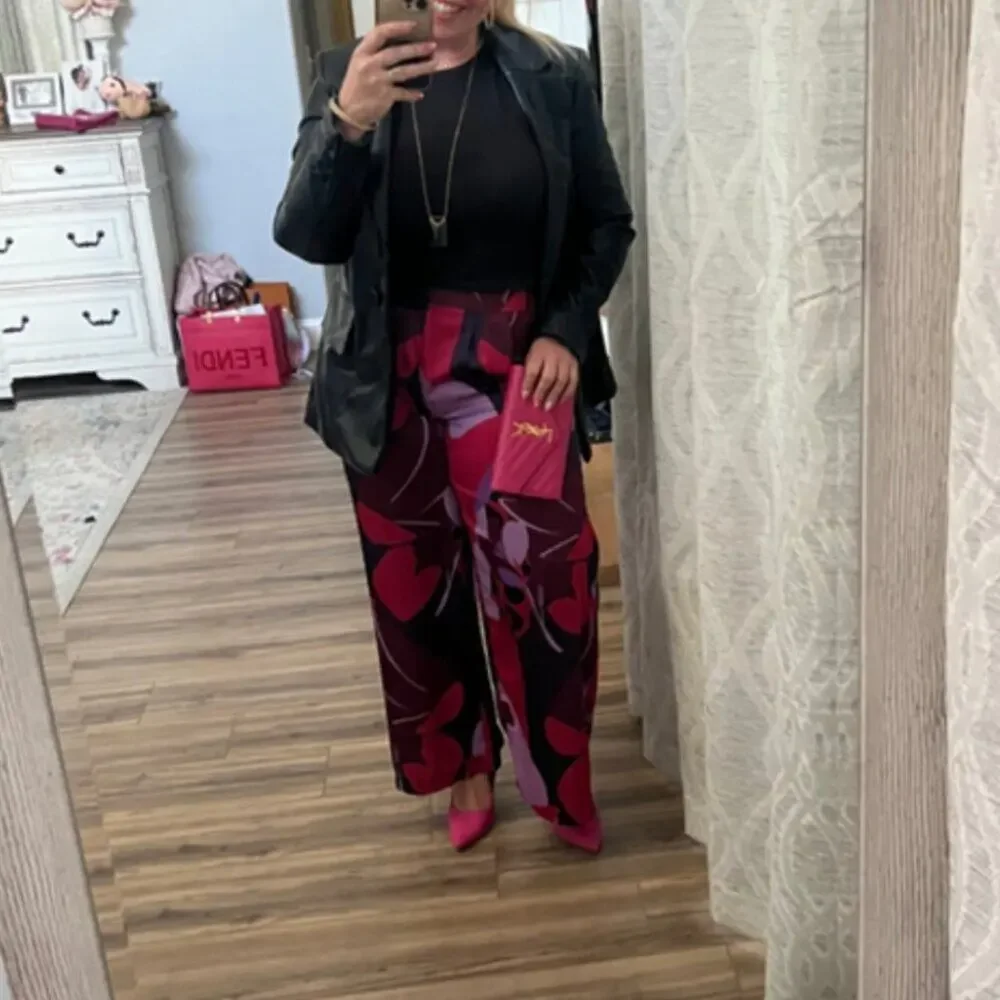 HUTCH Petite Printed Wide Leg Pant SP & MP - Picture 6 of 16
